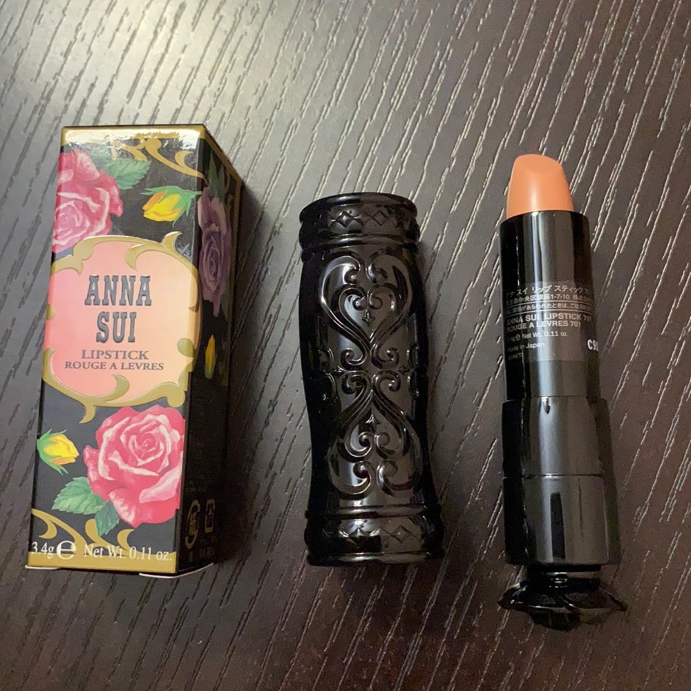 Anna Sui Lipstick Rough a Levres 3.4g  Beige color